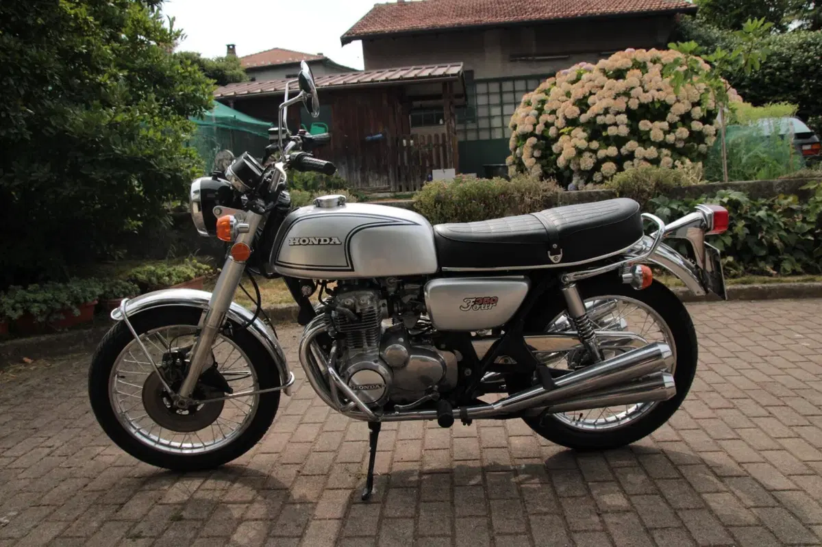 Honda CB 350 four (3)