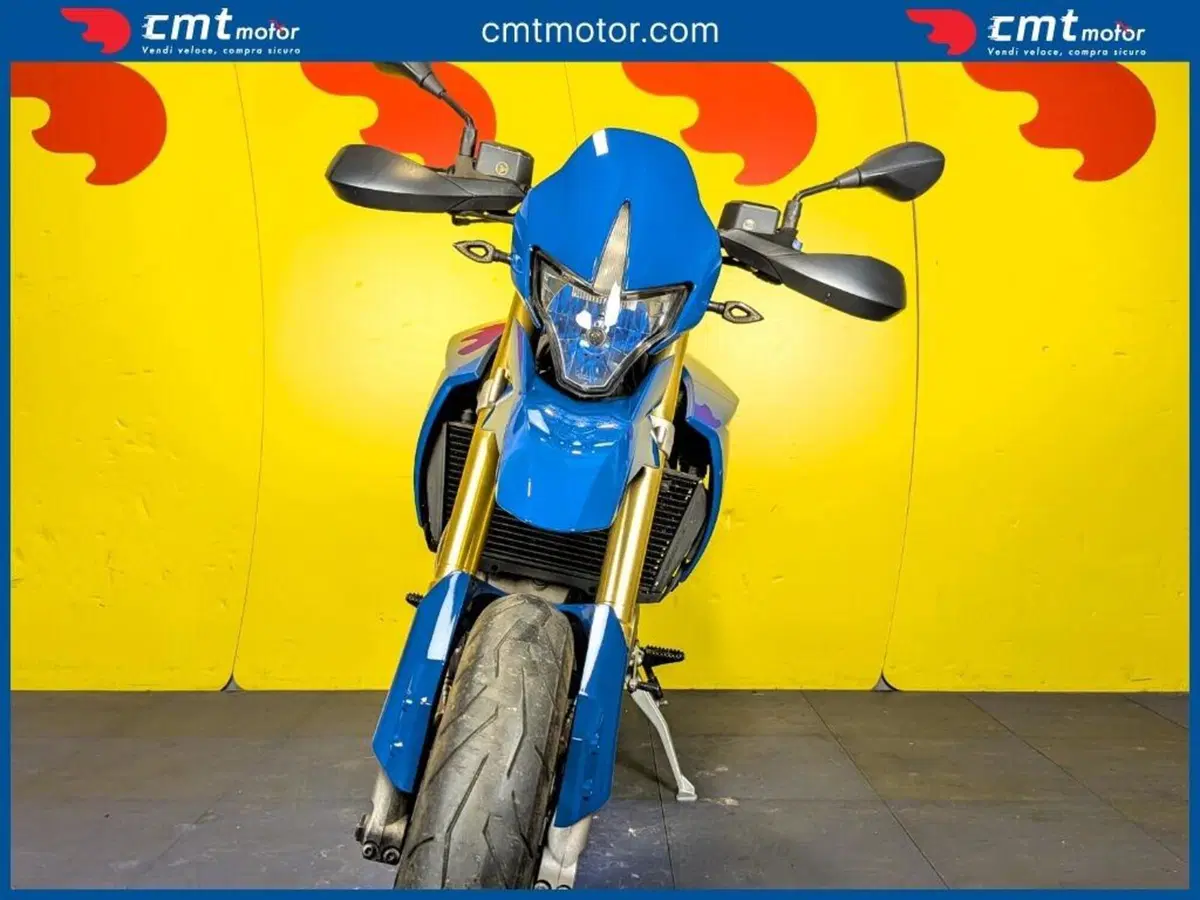 Aprilia Dorsoduro 750 (2009 - 14) (6)