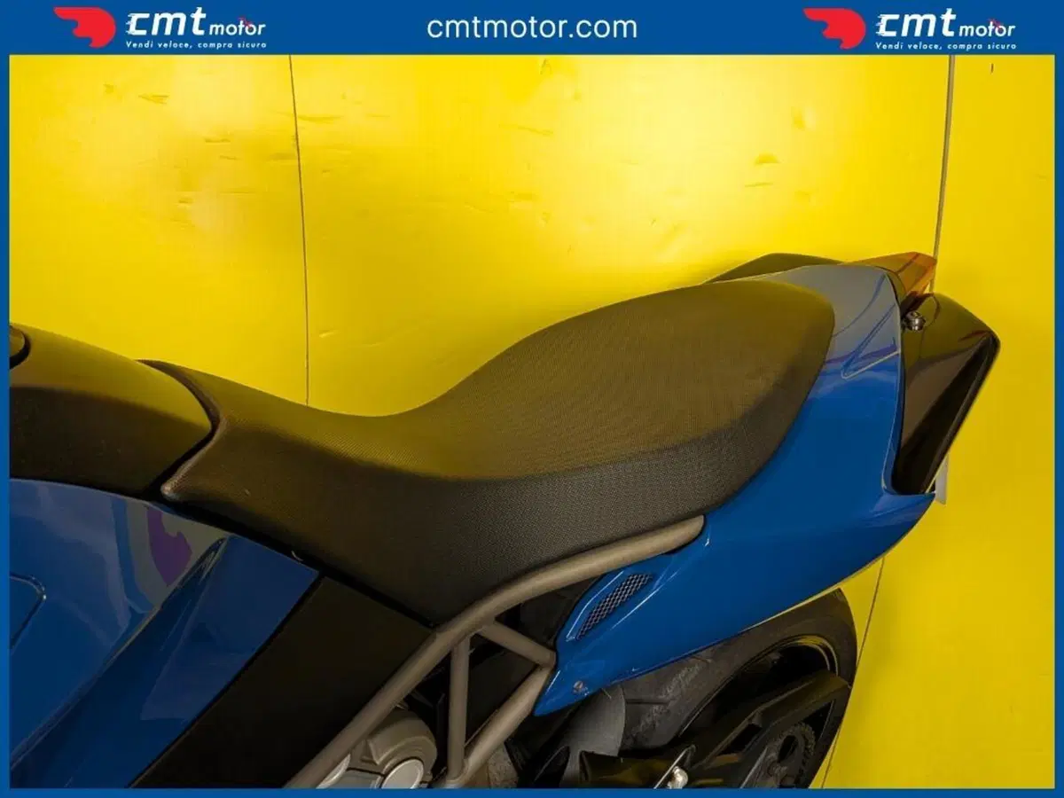 Aprilia Dorsoduro 750 (2009 - 14) (9)
