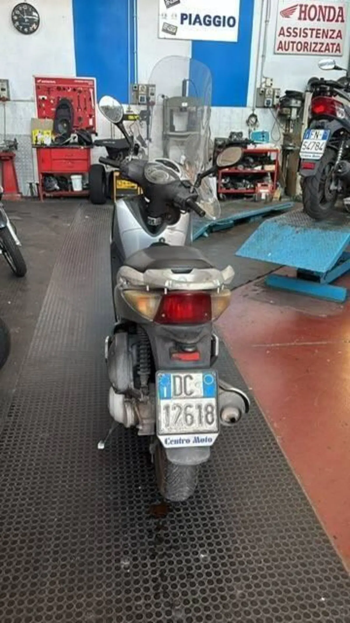 Honda SH 150i (2005 - 08) (3)