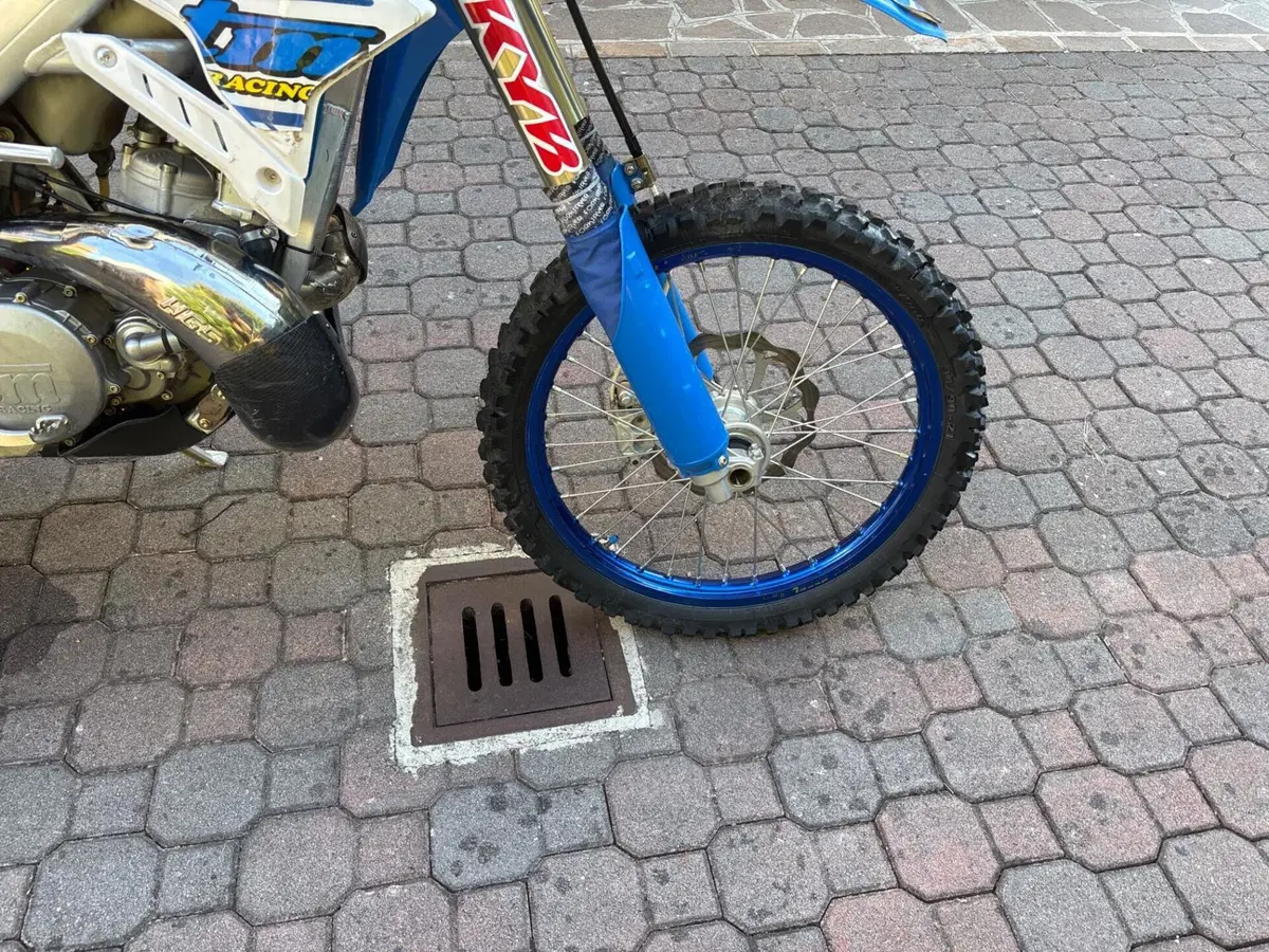 Tm Moto EN 300 (2018) (9)