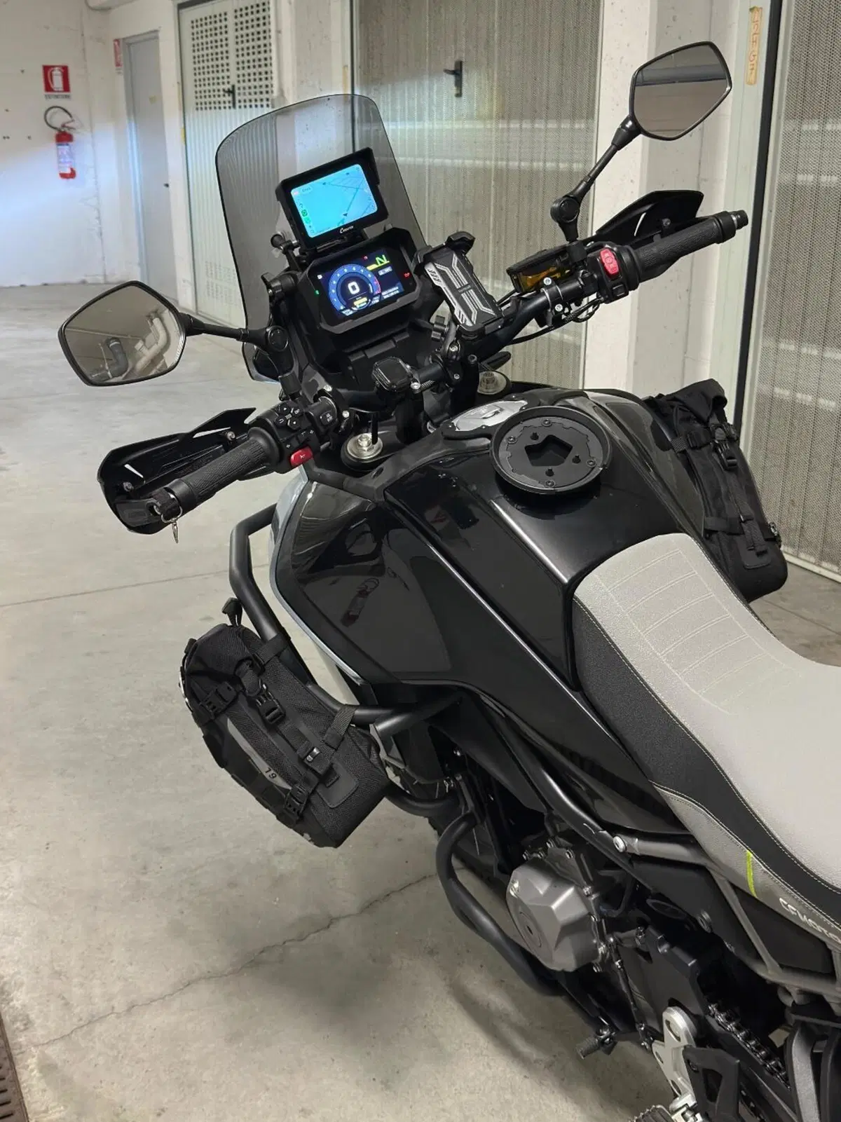 CFMOTO 450MT (2024 - 26) (2)