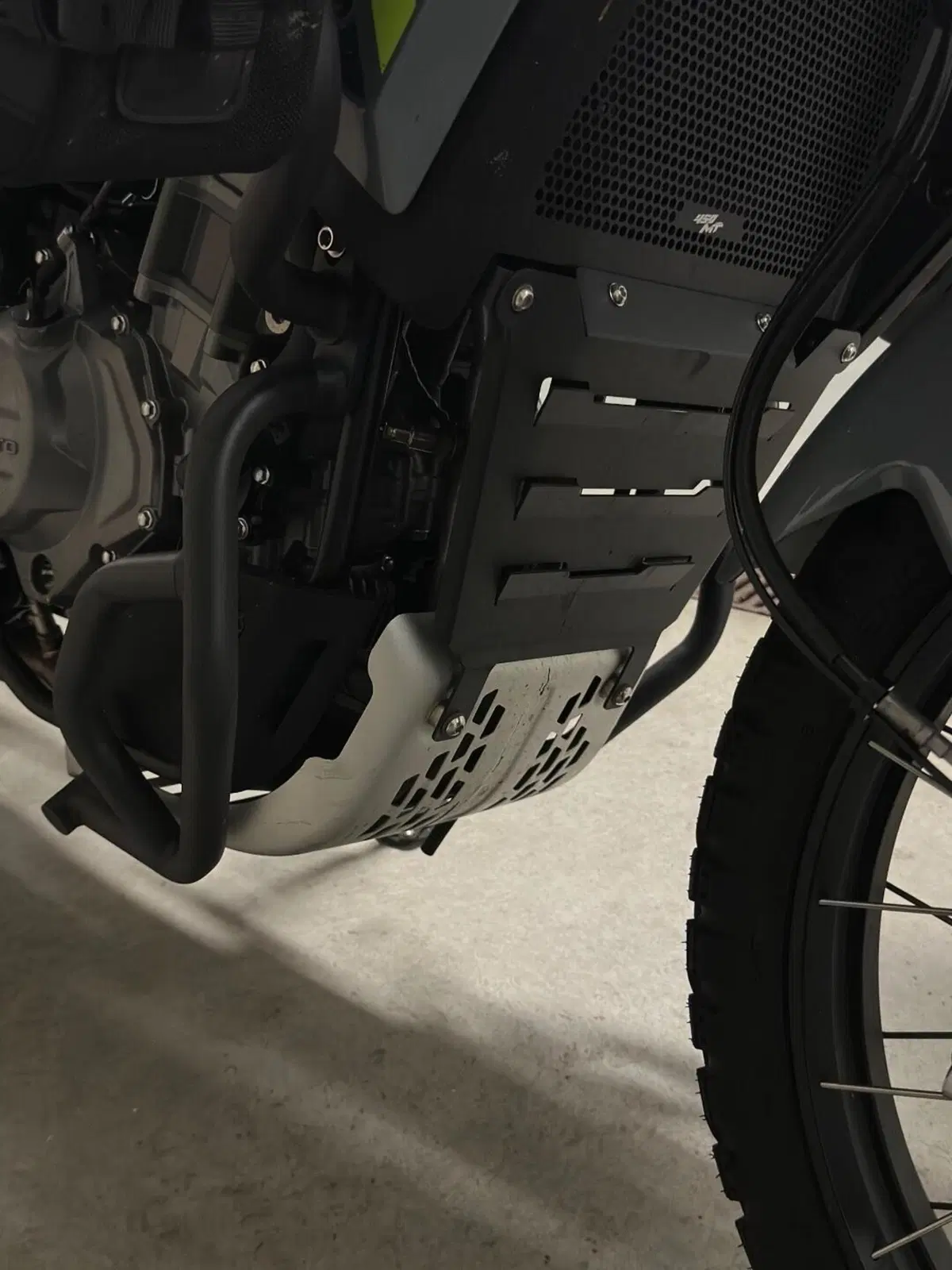 CFMOTO 450MT (2024 - 26) (8)