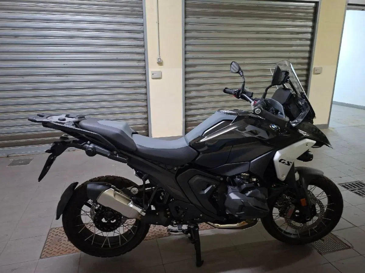 Bmw R 1300 GS Triple Black (2023 - 26) (3)