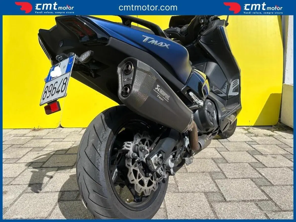 Yamaha T-Max 530 (2017 - 19) (4)