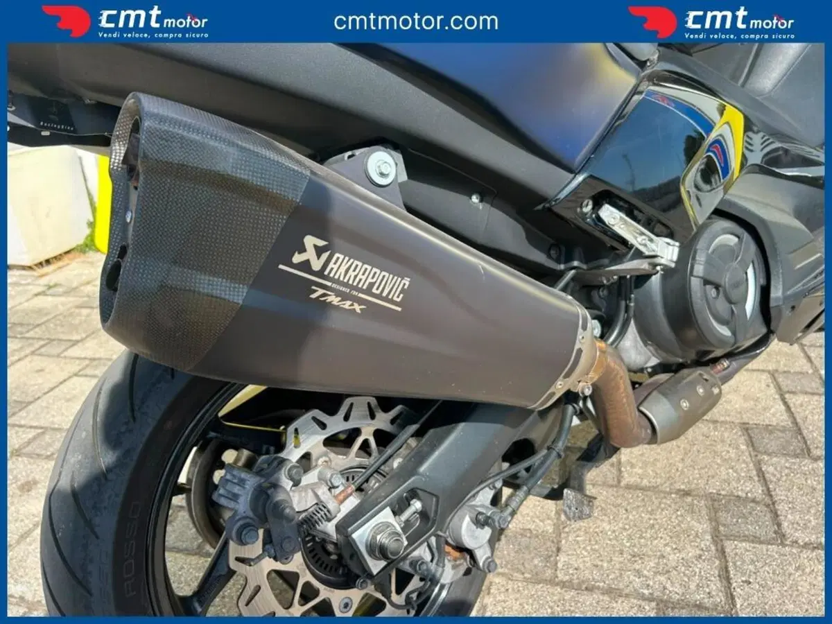 Yamaha T-Max 530 (2017 - 19) (6)