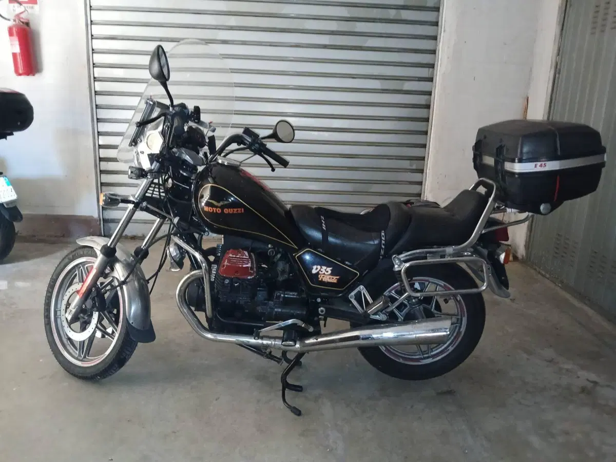 Moto Guzzi V35 Florida (9)