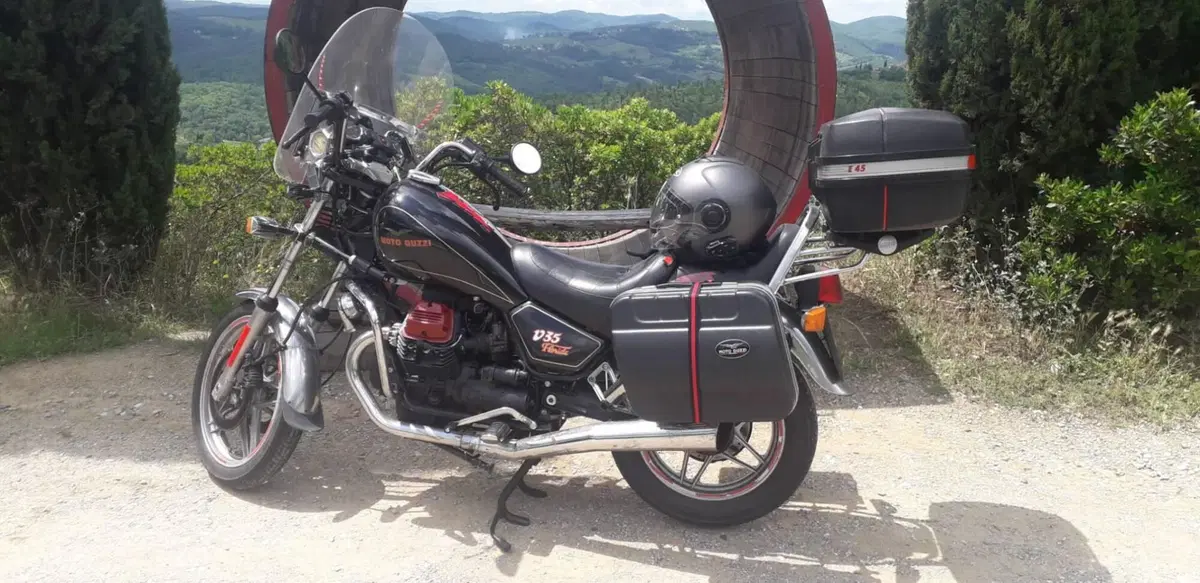 Moto Guzzi V35 Florida (10)
