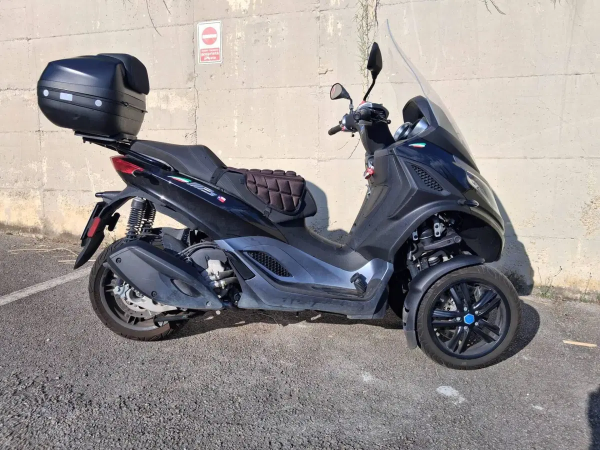 Piaggio MP3 300 ABS Hpe (2021 - 24) (3)