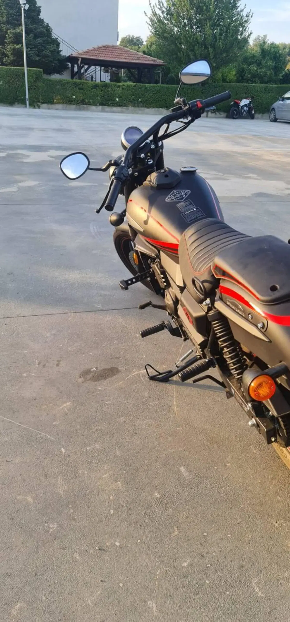 Um Italia Renegade Vegas 125 (2023 - 26) (6)