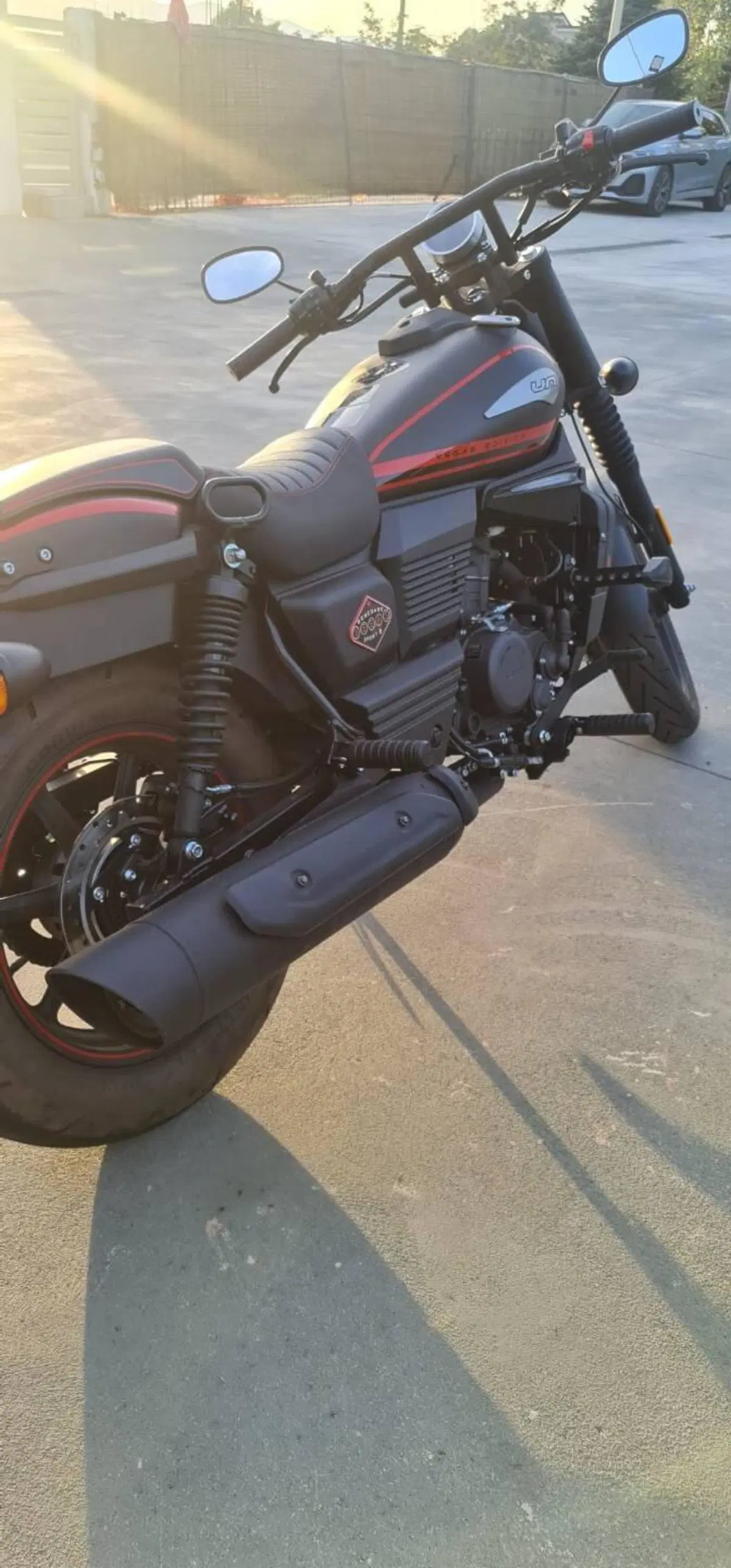 Um Italia Renegade Vegas 125 (2023 - 26) (7)