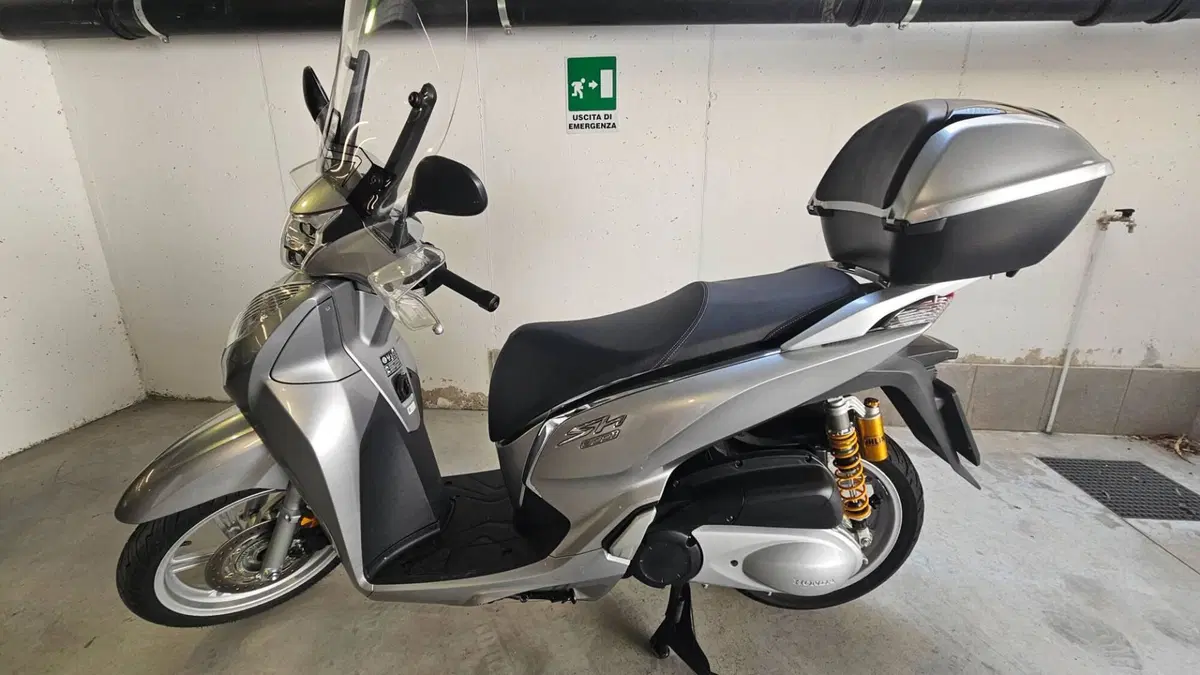 Honda SH 300 i ABS (2016 - 20) (5)