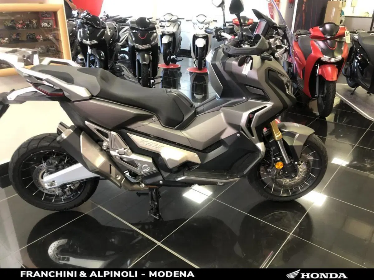 Honda X-ADV 750 (2017) (5)