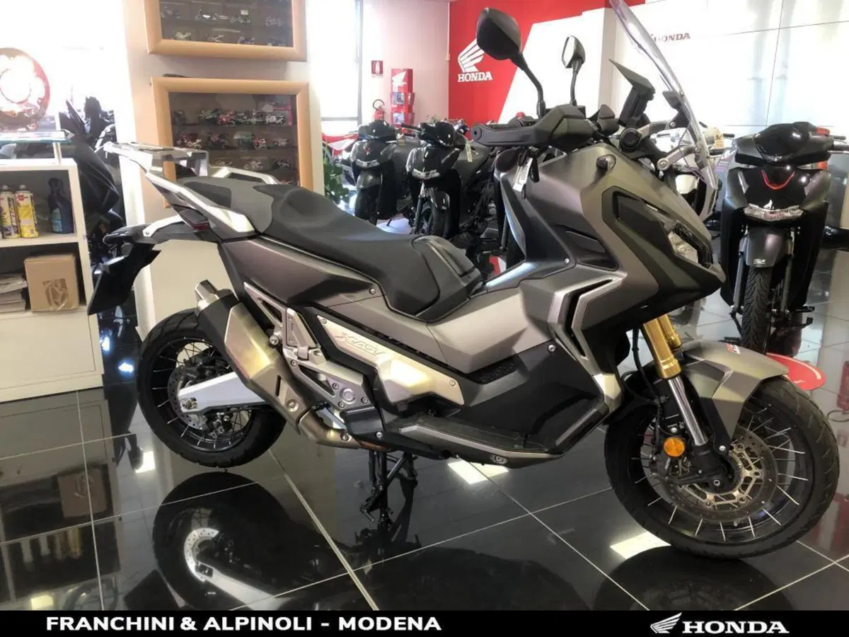 Honda X-ADV 750 (2017) (14)
