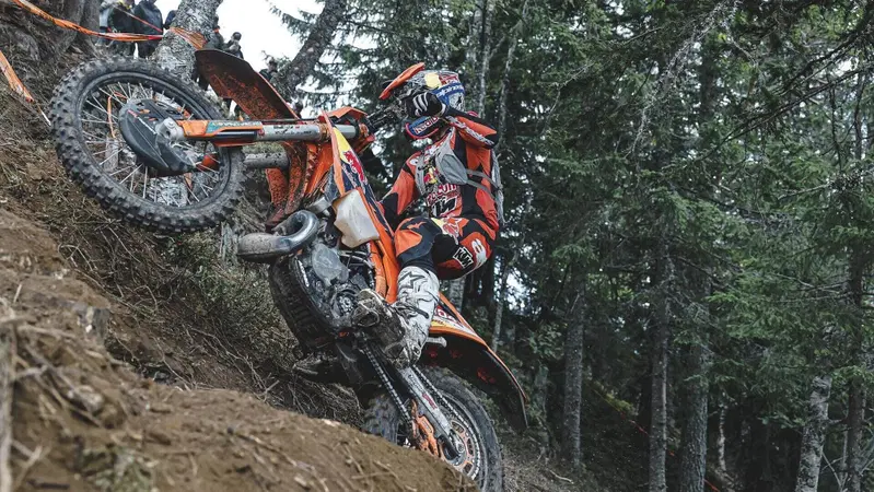 Mondiale Hard Enduro. #4. La &ldquo;Rubrica di Lettenbichler&rdquo;. Ep.4, &ldquo;Mani&rdquo; vince anche Forza Orza in Svezia