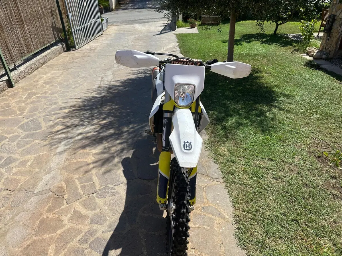 Husqvarna FE 350 (2022) (5)