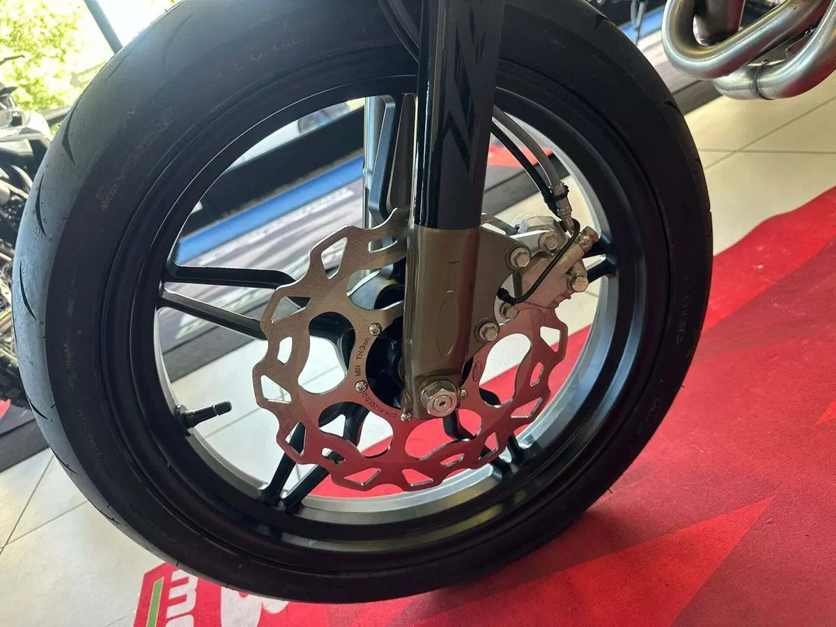 Betamotor RR 50 Motard - X Special Edition (2024 - 26) (16)