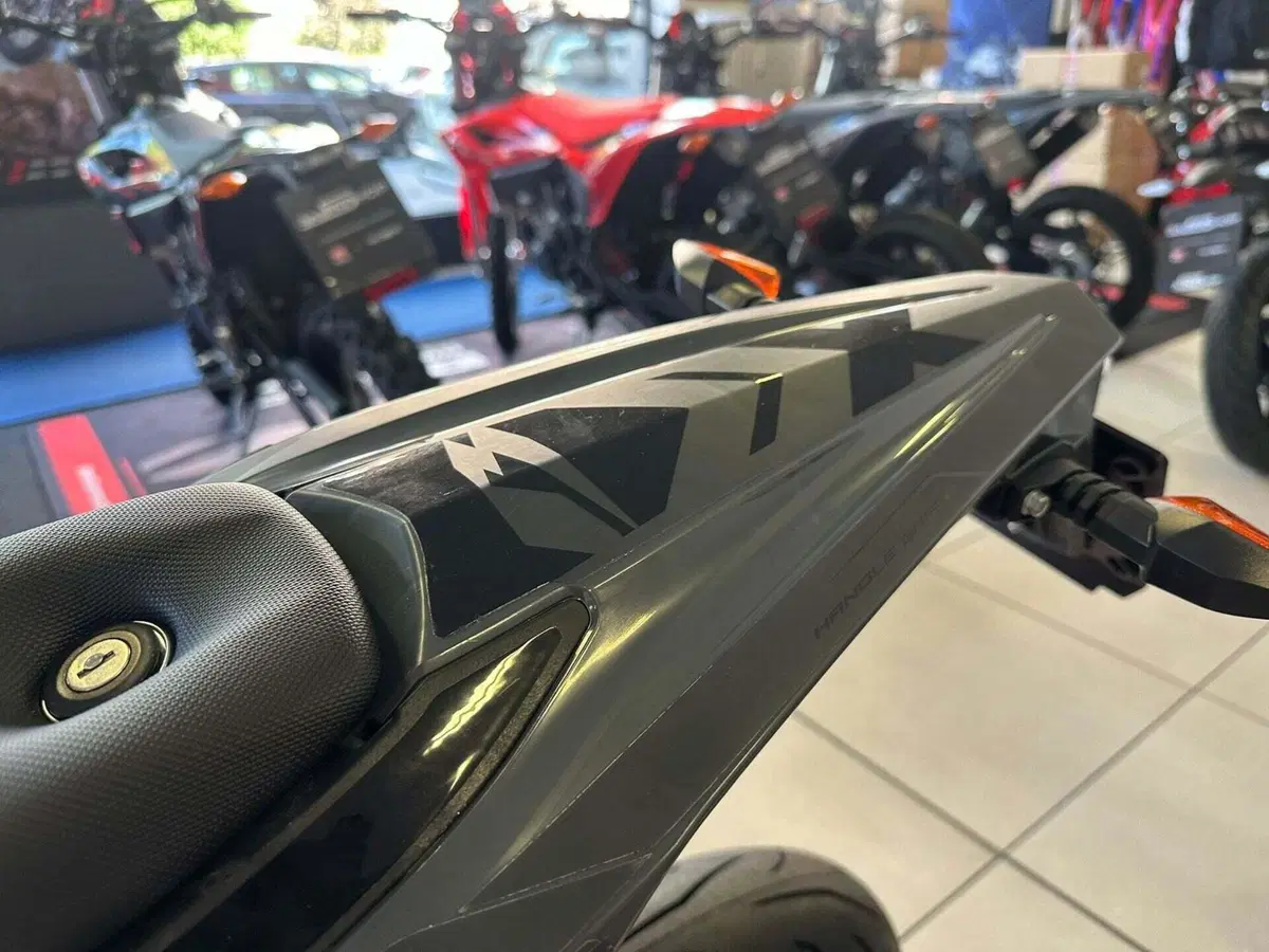 Betamotor RR 50 Motard - X Special Edition (2024 - 26) (17)