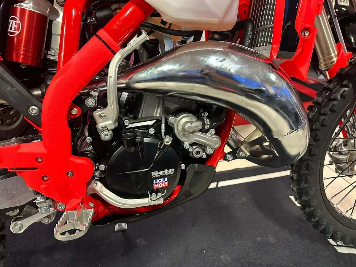 Betamotor RR 125 2T Enduro Race (2026) (10)