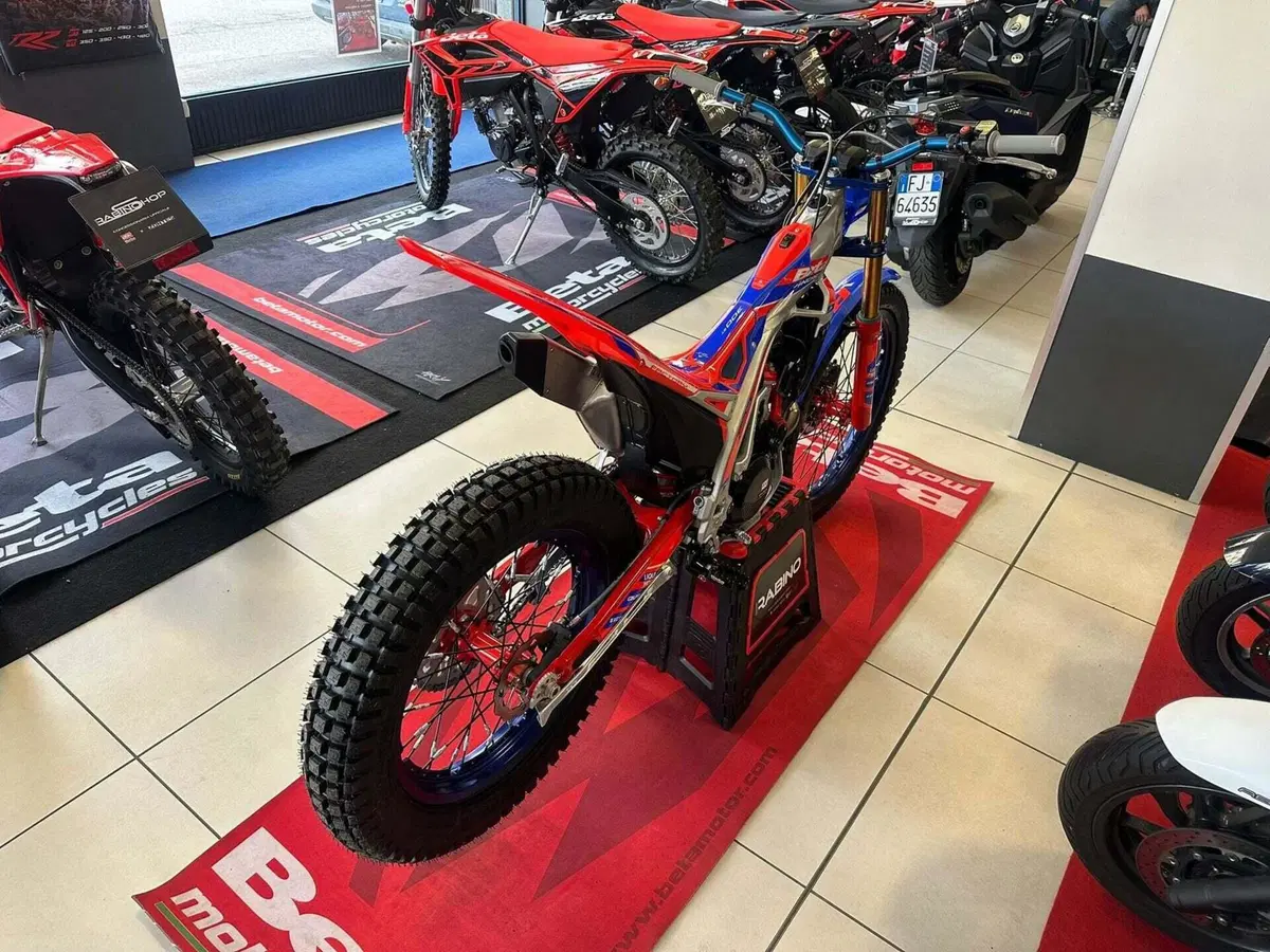 Betamotor Sincro 300 2T (2026) (4)
