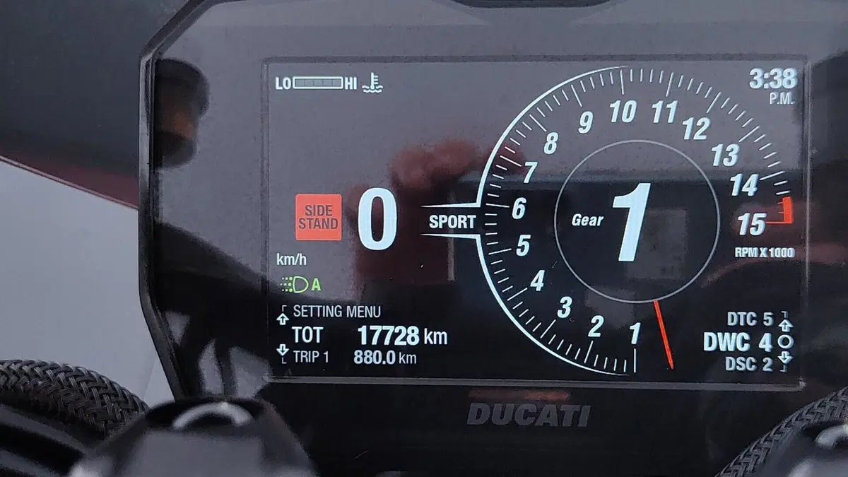 Ducati Streetfighter V4 1100 S (2021 - 22) (13)