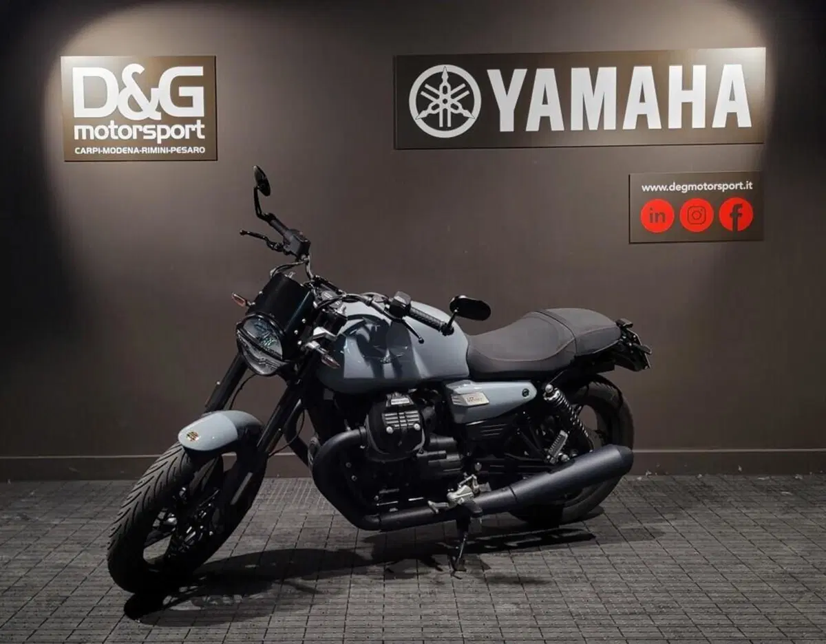 Moto Guzzi V7 Sport (2025 - 26) (3)