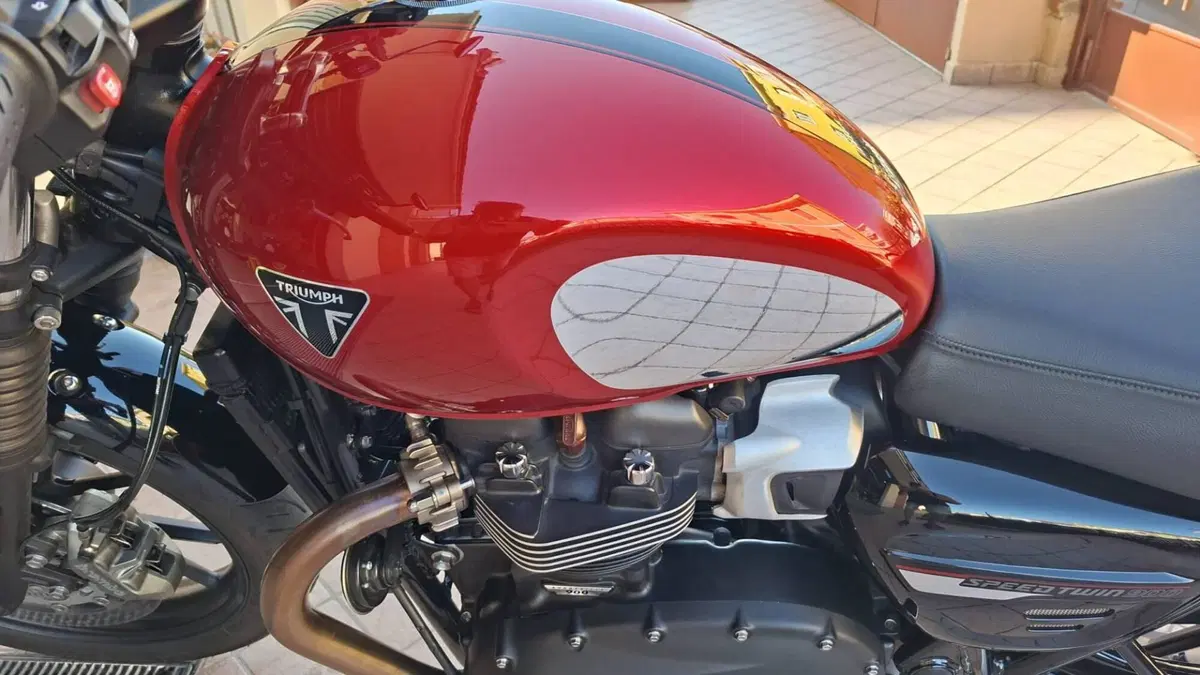 Triumph Speed Twin 900 Chrome Edition (2023) (9)