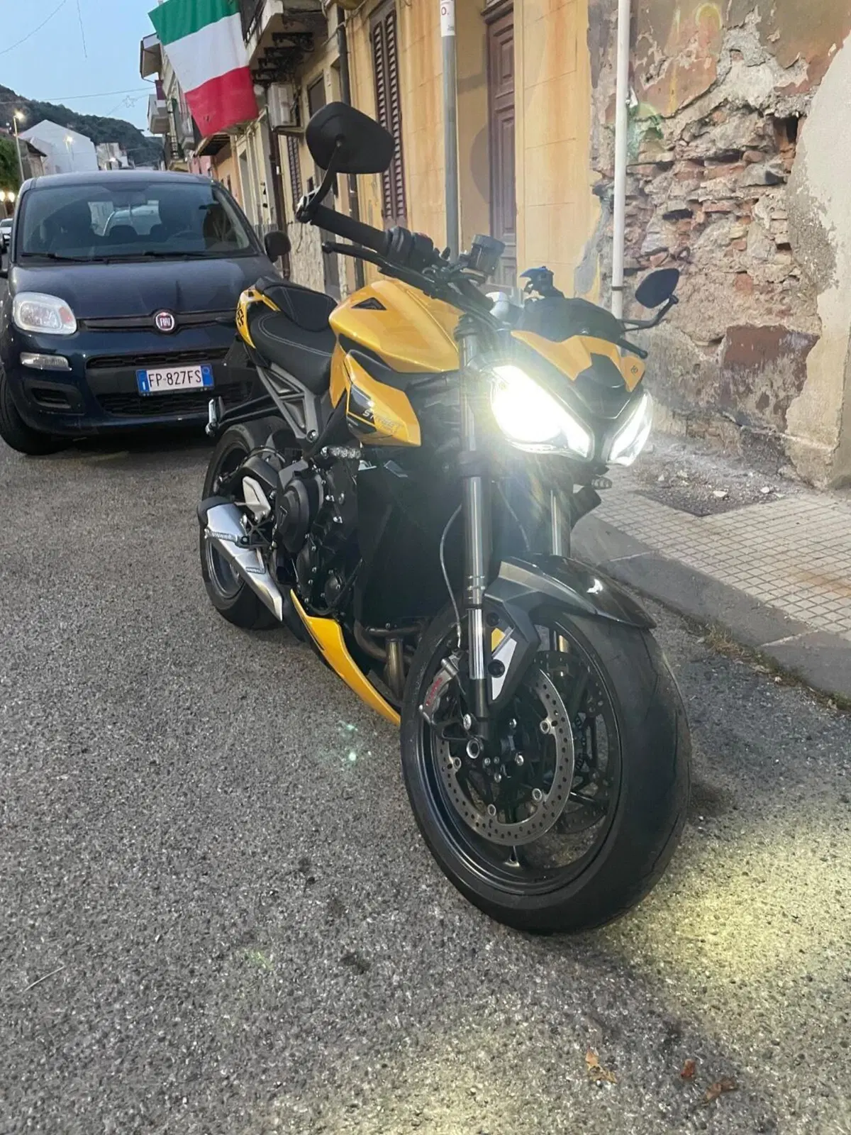 Triumph Street Triple 765 RS (2023 - 26)
