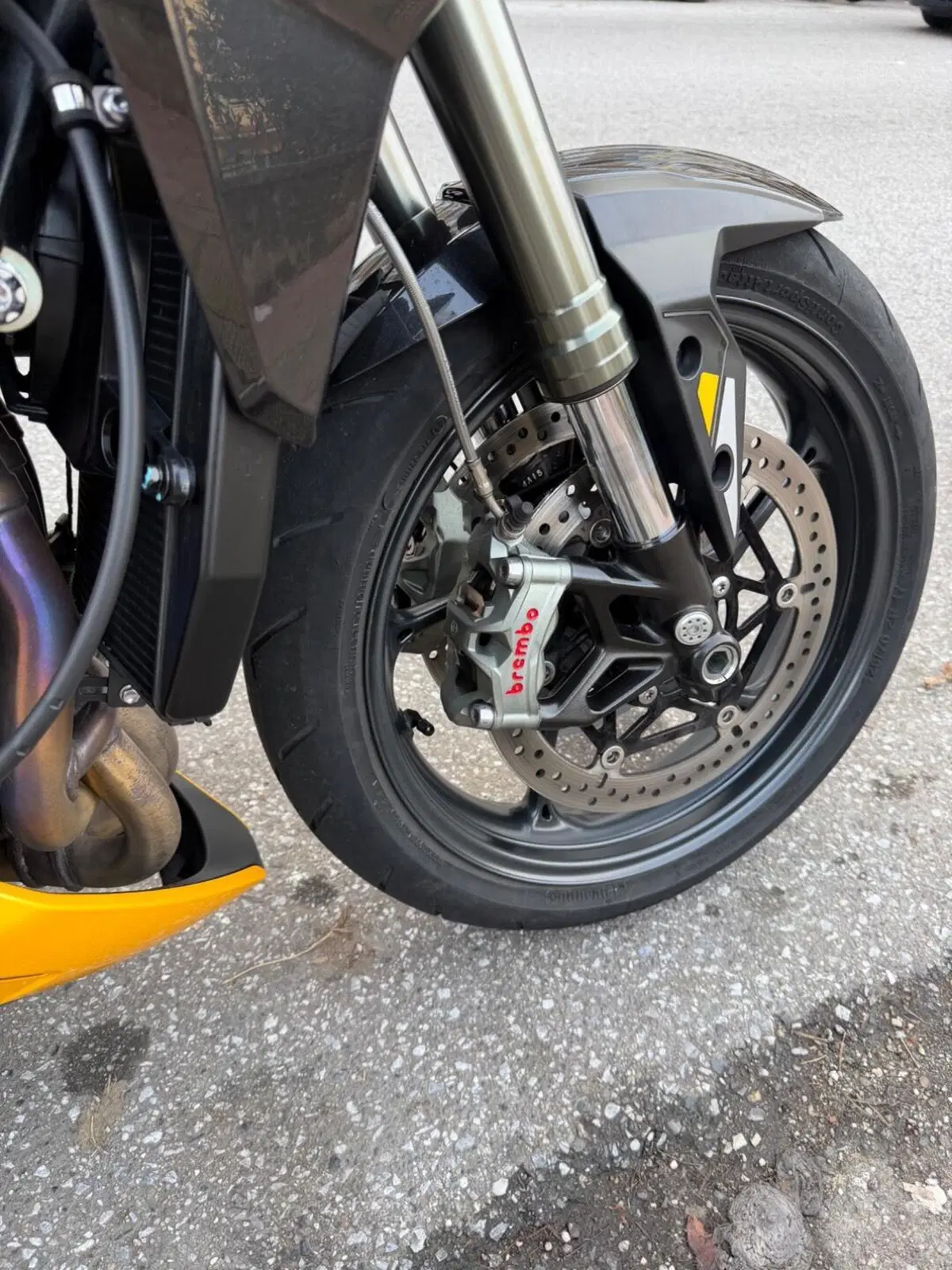 Triumph Street Triple 765 RS (2023 - 26) (9)