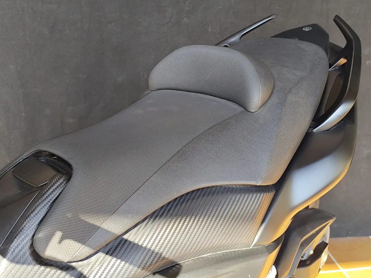 Yamaha T-Max 530 (2015 - 16) (19)