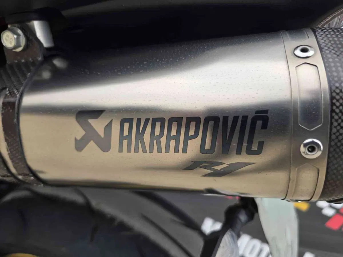 Yamaha YZF R1 (2012 - 14) (16)