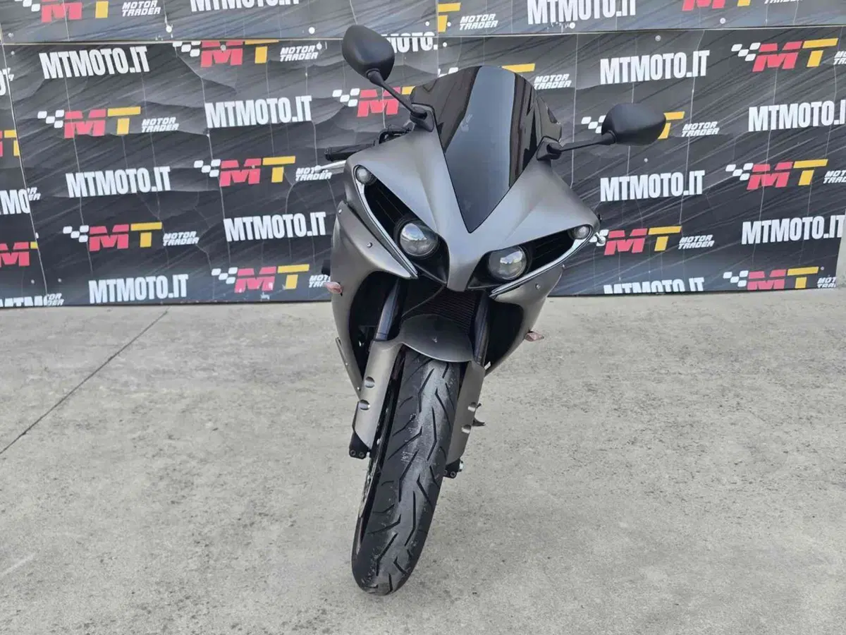 Yamaha YZF R1 (2012 - 14) (10)