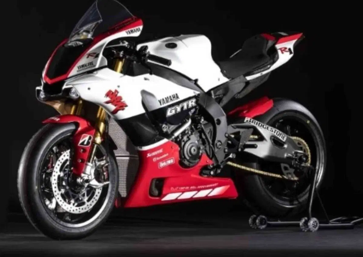 Yamaha YZF R1 (2017 - 19)