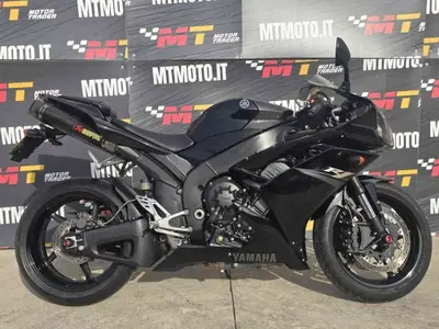 Yamaha YZF R1 (2007 - 08) usata