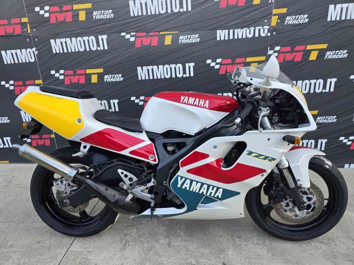 Yamaha TZR 250 RS 3VX
