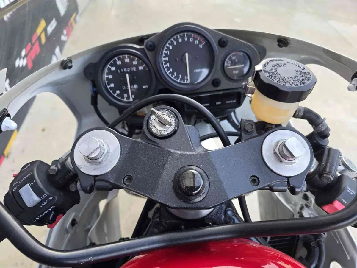 Yamaha TZR 250 RS 3VX (22)