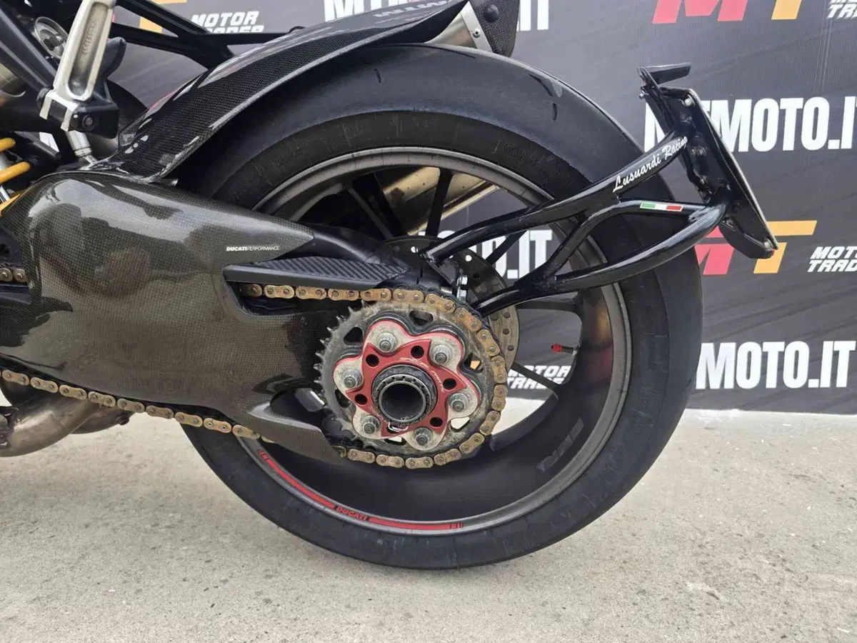Ducati Streetfighter (2009 - 12) (10)