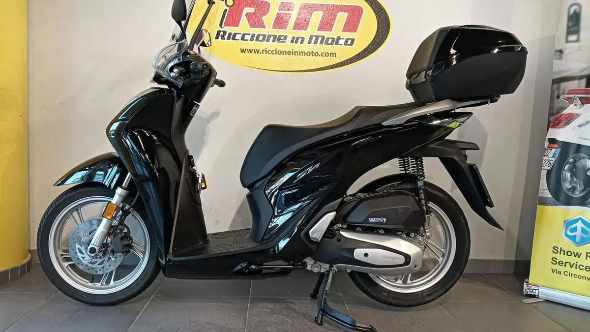 Honda SH 150i (2020 - 23) (4)