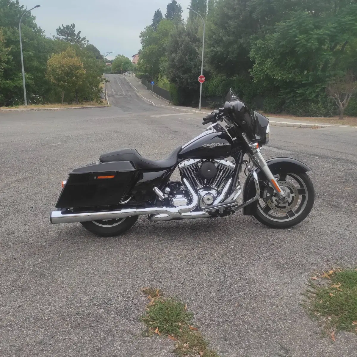 Harley-Davidson 1690 Street Glide (2011 - 13) - FLHX