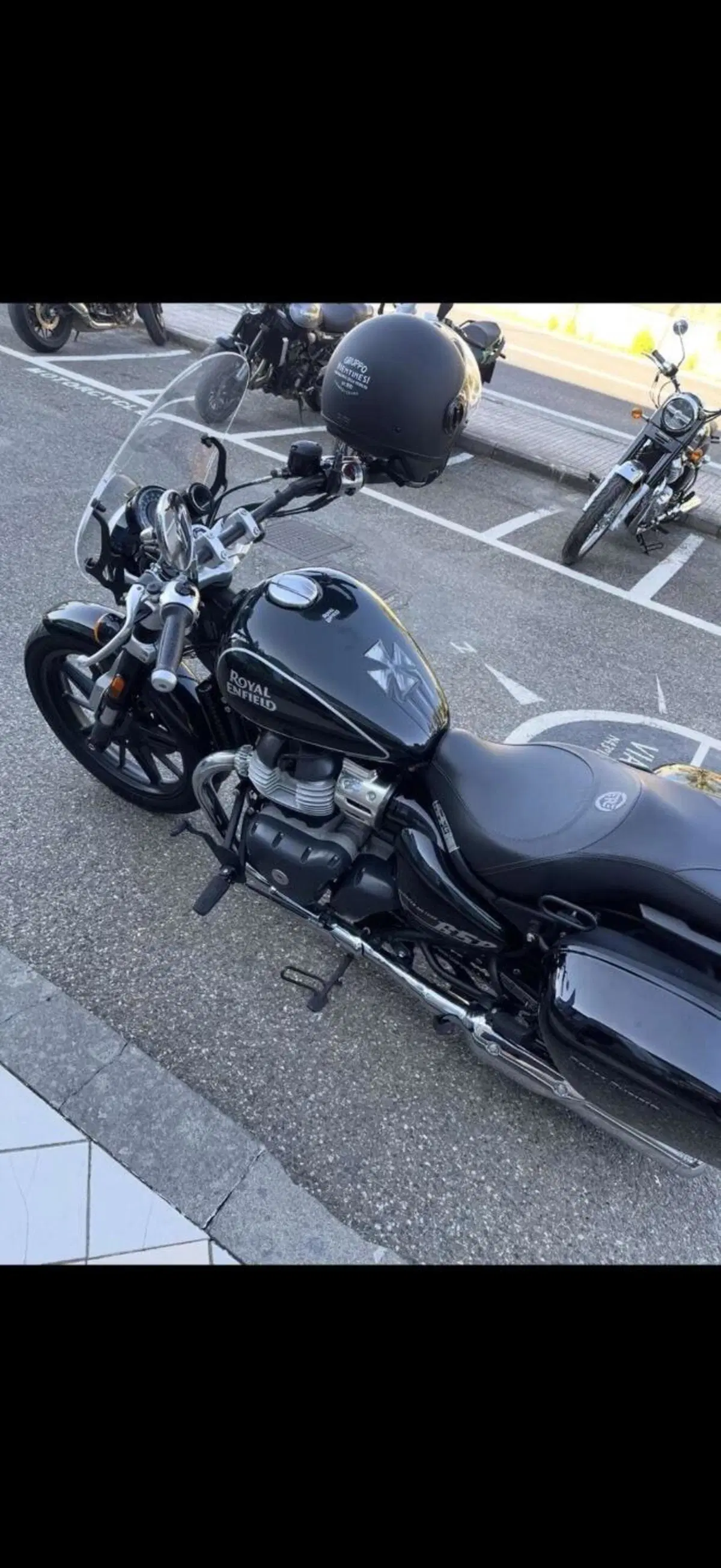 Royal Enfield Super Meteor 650 (2023 - 26)