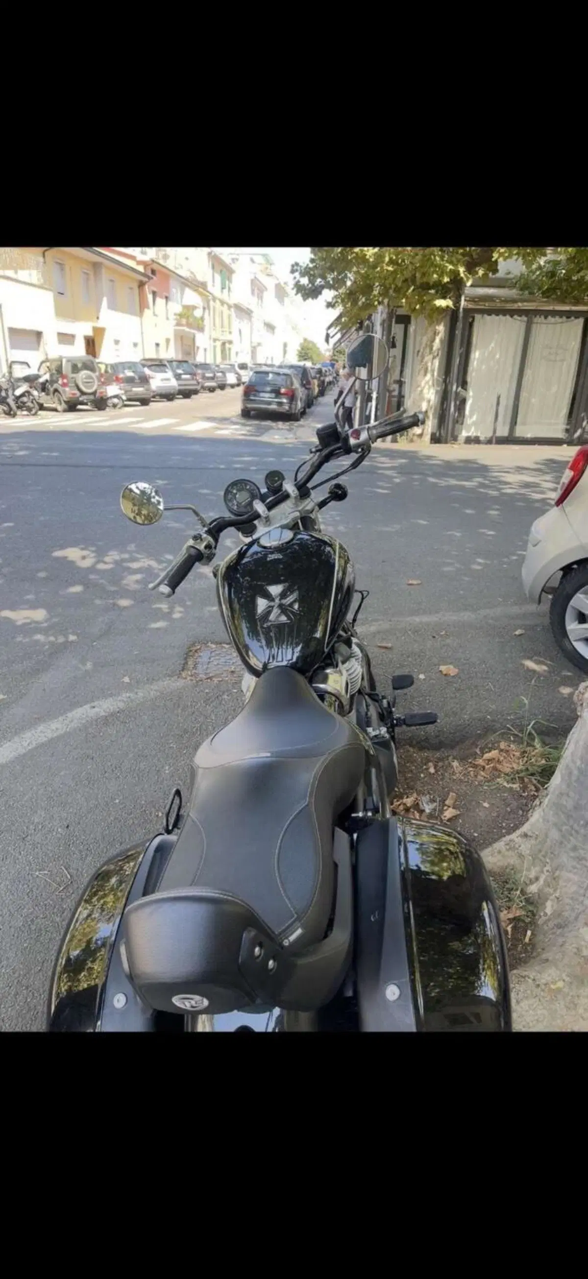 Royal Enfield Super Meteor 650 (2023 - 26) (3)