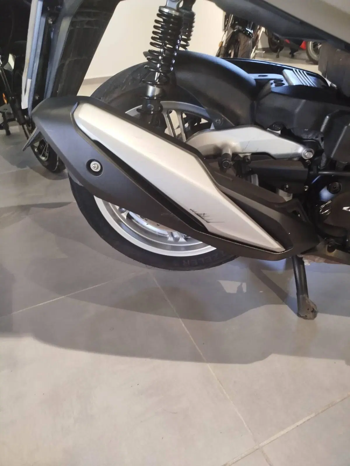 Honda SH 350 (2021 - 24) (6)