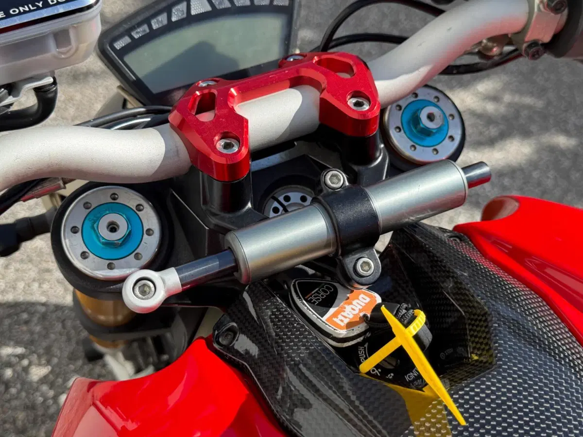 Ducati Streetfighter S (2009 - 14) (10)