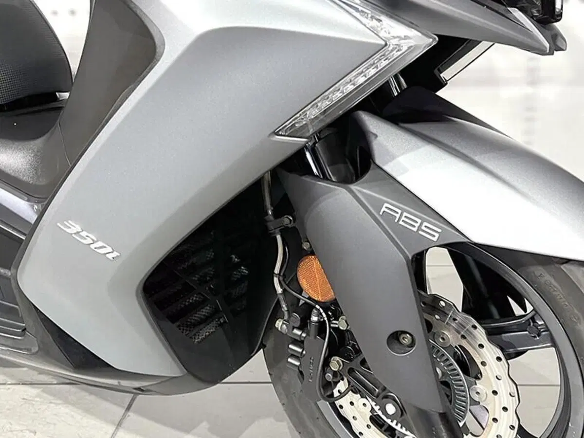 Kymco Downtown 350i ABS (2016 - 20) (5)