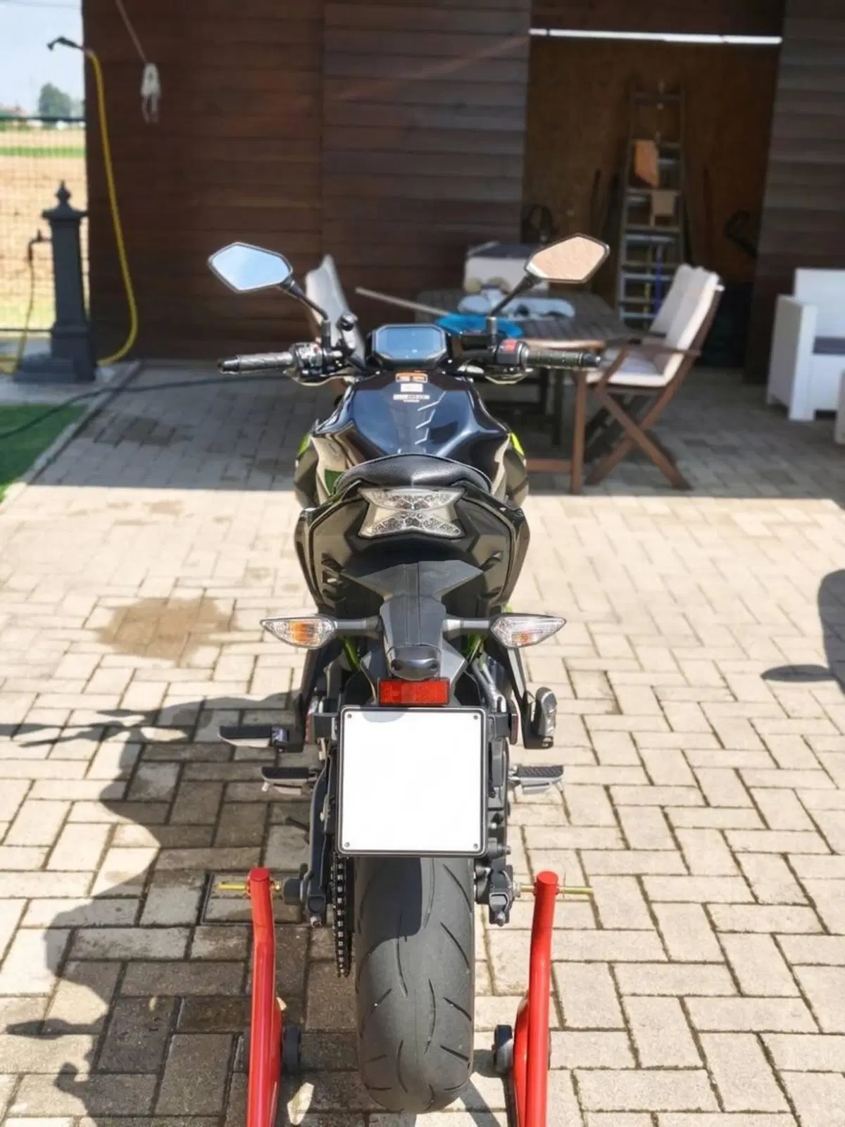 Kawasaki Z 650 (2021 - 24) (7)