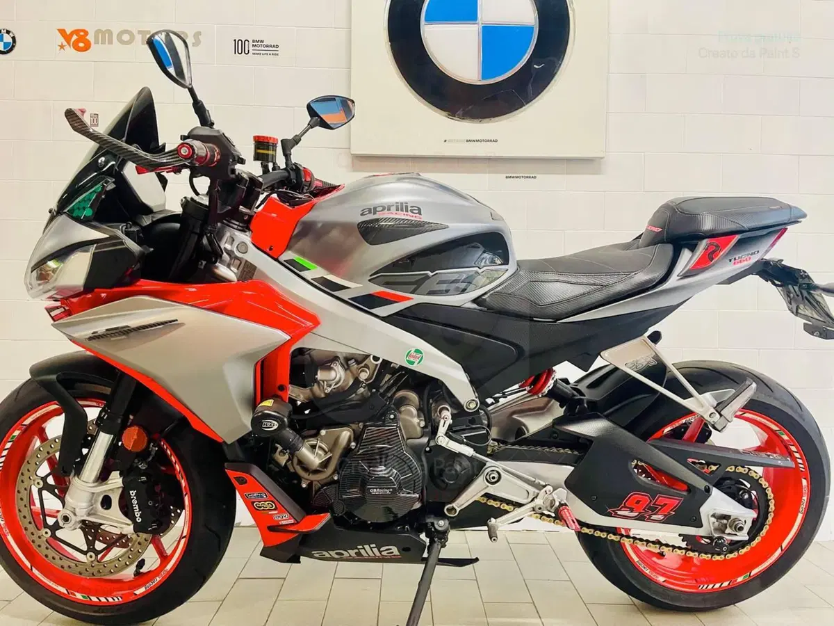 Aprilia Tuono 660 (2021 - 25) (2)