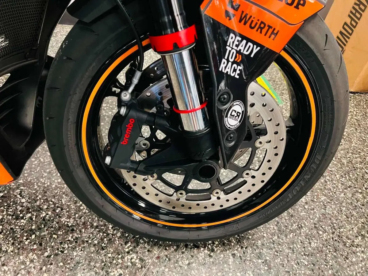 KTM 990 RC R (2026) (10)