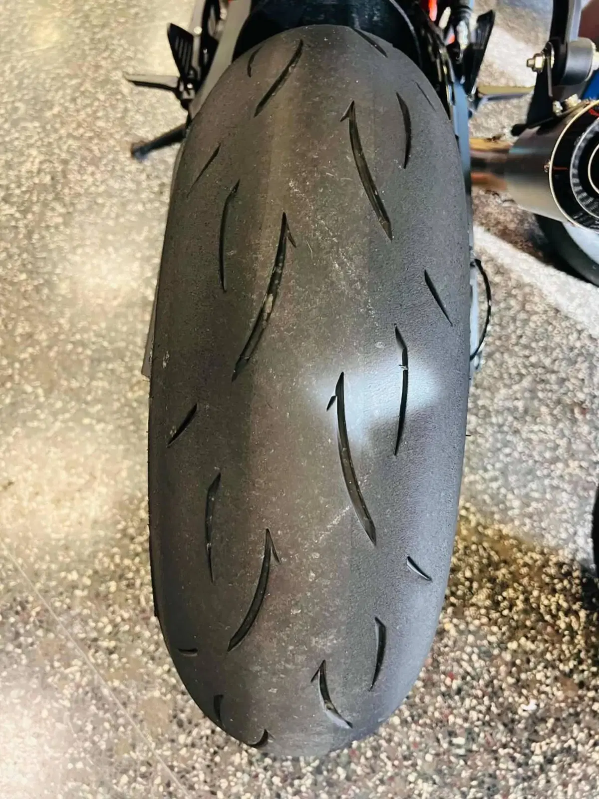 KTM 990 RC R (2026) (18)