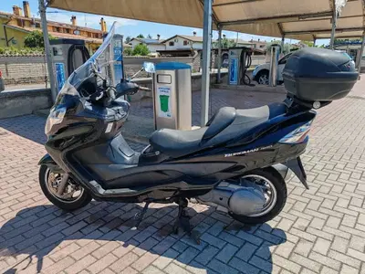 Suzuki Burgman AN 400 (2008 - 13) usata