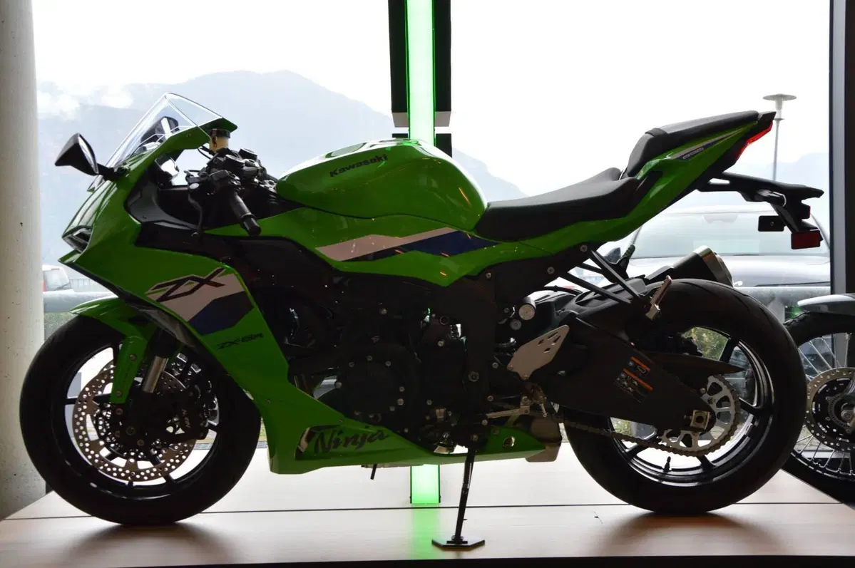 Kawasaki Ninja 636 ZX-6R (2024 - 26)